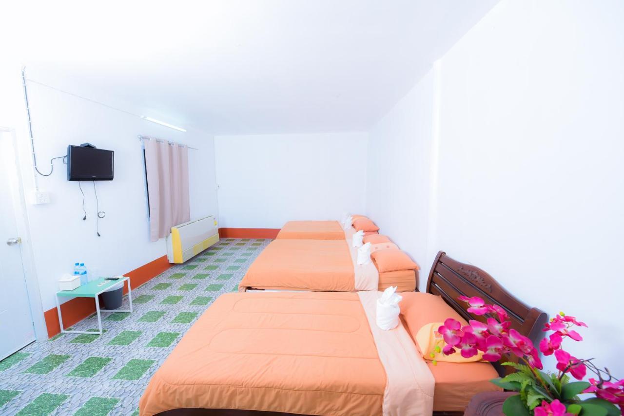 Nadpob Mansion Hotel Surat Thani Buitenkant foto