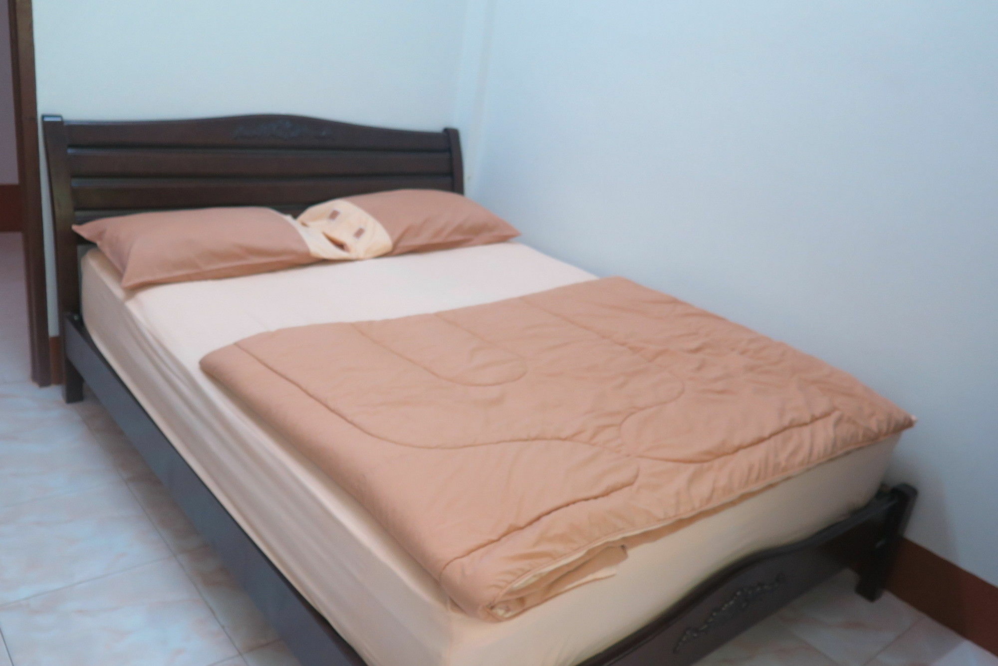 Nadpob Mansion Hotel Surat Thani Buitenkant foto