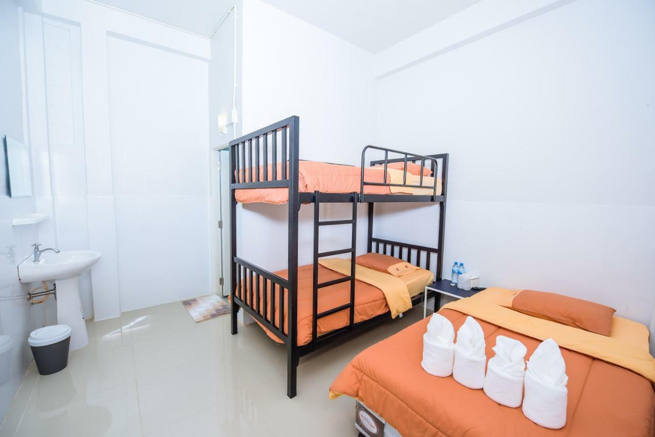 Nadpob Mansion Hotel Surat Thani Buitenkant foto